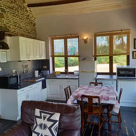La Gasteboisiere With Swimming Pool And Games Casa vacanze