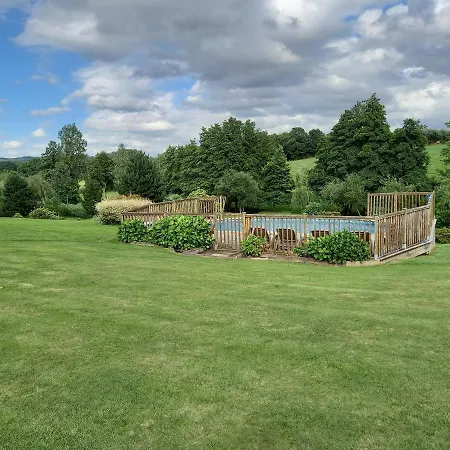 La Gasteboisiere With Swimming Pool And Games * Le Mesnil-Adelee