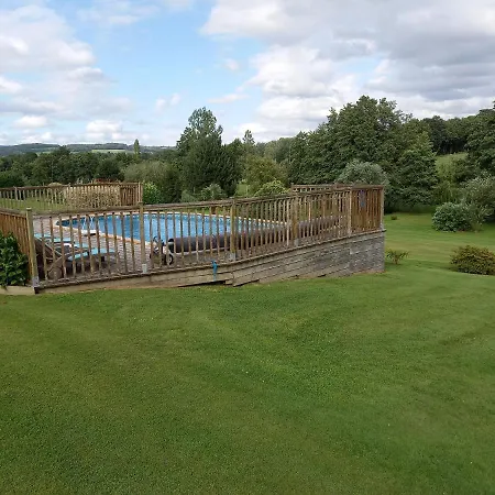 La Gasteboisiere With Swimming Pool And Games 度假居