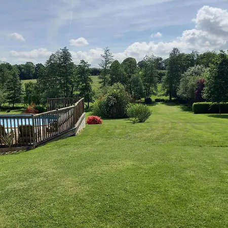 La Gasteboisiere With Swimming Pool And Games Le Mesnil-Adelee