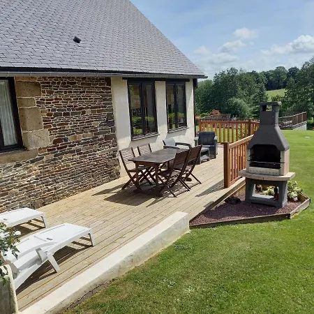 La Gasteboisiere With Swimming Pool And Games Casa vacanze