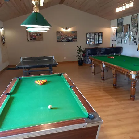 La Gasteboisiere With Swimming Pool And Games 別荘 Le Mesnil-Adelee