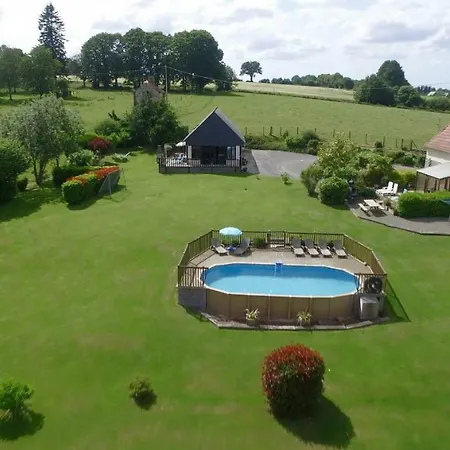 La Gasteboisiere With Swimming Pool And Games 別荘