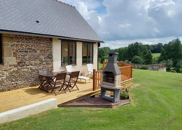 La Gasteboisiere With Swimming Pool And Games *