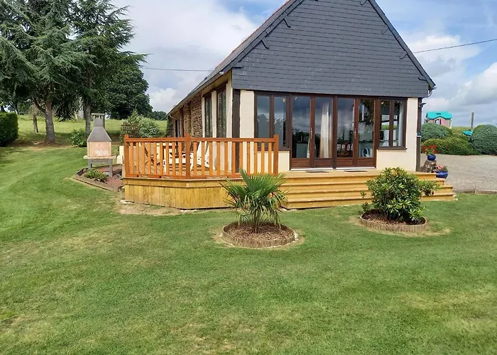 La Gasteboisiere With Swimming Pool And Games Holiday home *