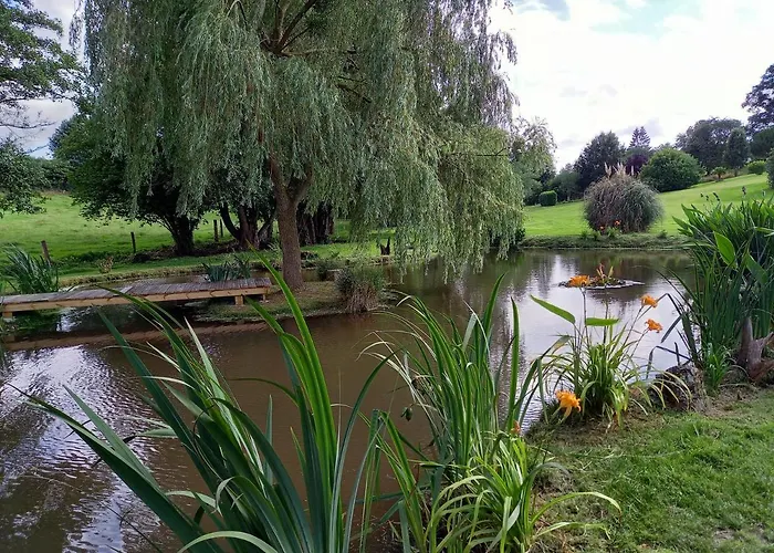 La Gasteboisiere With Swimming Pool And Games Le Mesnil-Adelee
