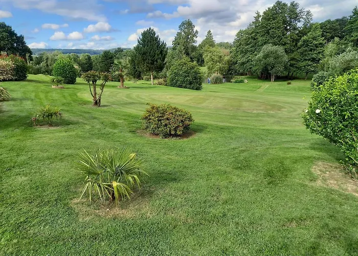 Сasa de vacaciones La Gasteboisiere With Swimming Pool And Games Le Mesnil-Adelee