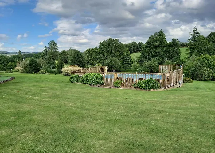 La Gasteboisiere With Swimming Pool And Games * Le Mesnil-Adelee