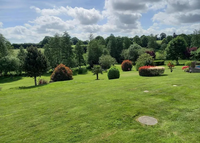 La Gasteboisiere With Swimming Pool And Games Le Mesnil-Adelee