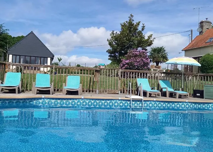 Сasa de vacaciones La Gasteboisiere With Swimming Pool And Games